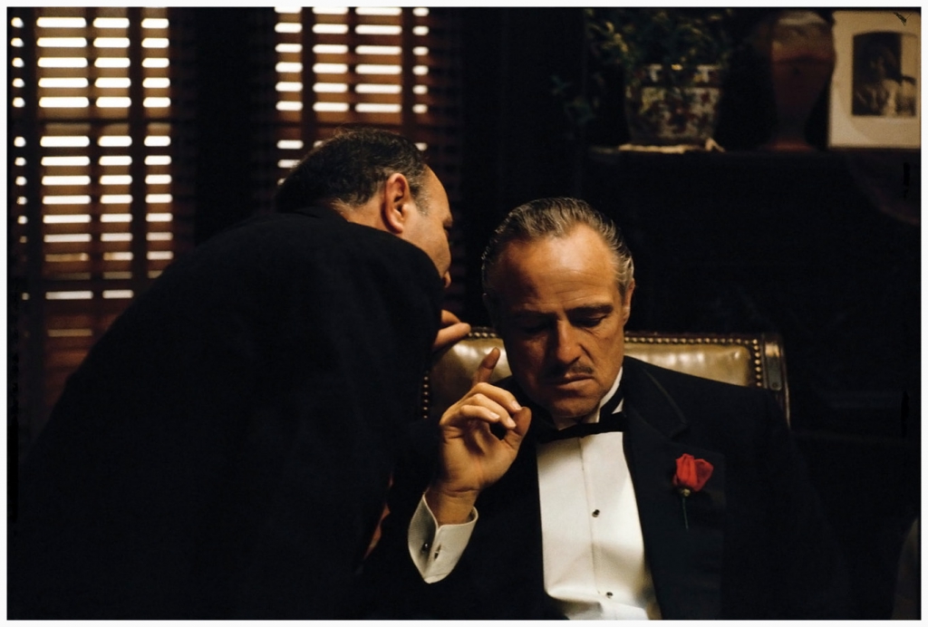 Kadrs no Frensisa Forda Kopolas filmas "Krusttēvs / The Godfather" (1972)