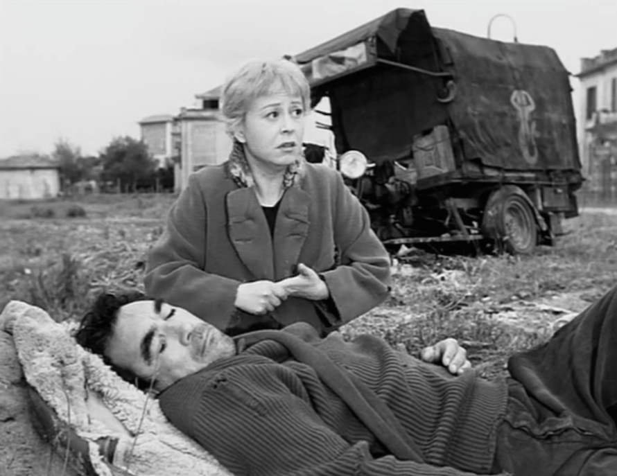 Džuljeta Mazīna un Entonijs Kvinns Federiko Fellīni filmā "Ceļš / La strada" (1954)