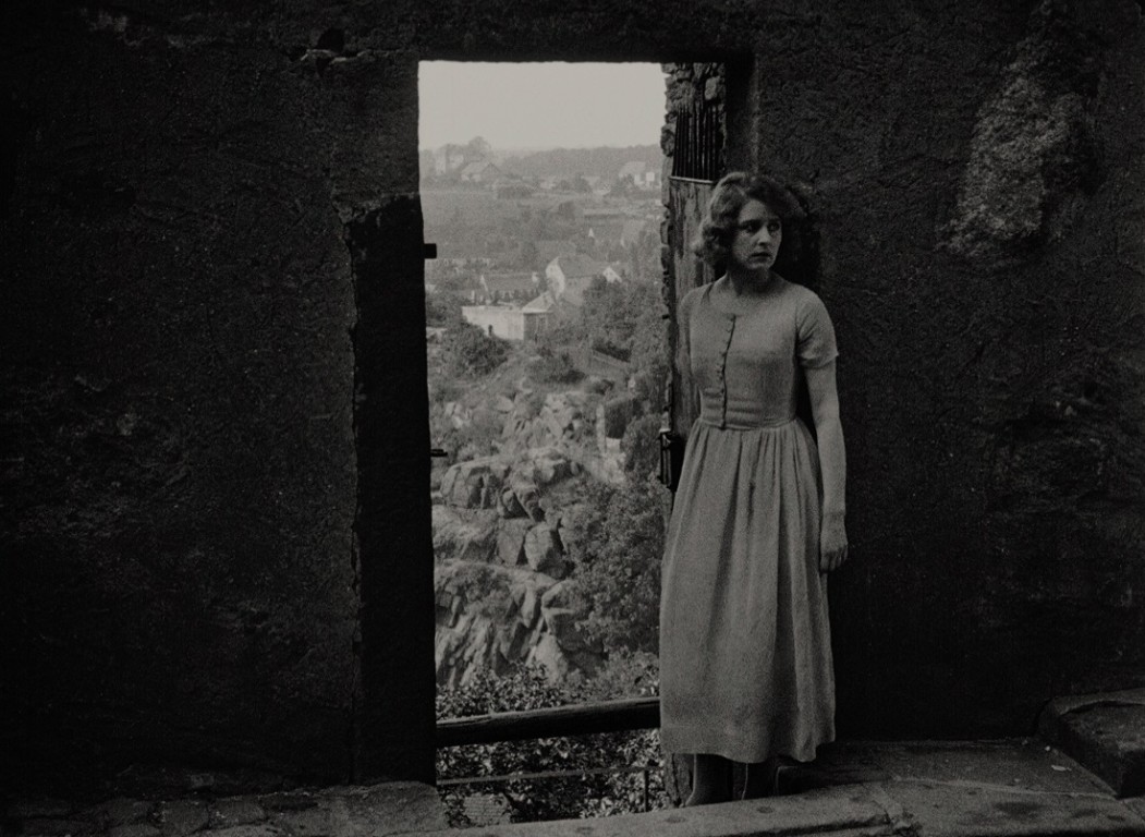 Kadrs no Jāņa Gūters filmas "Klusuma tornis" (1925)