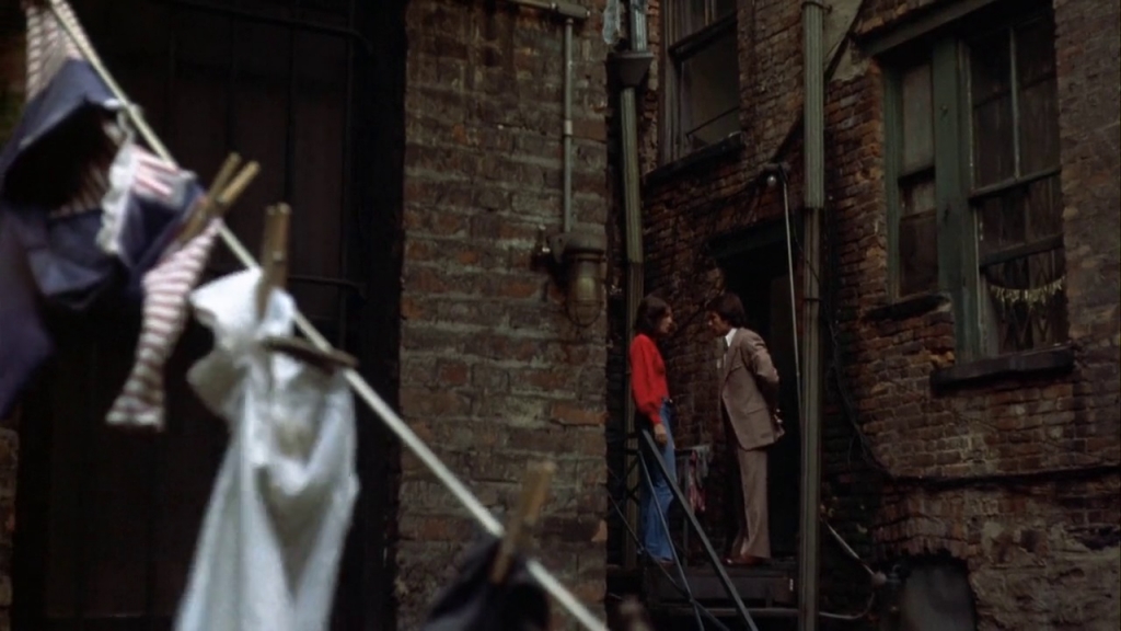 Kadrs no filmas "Ļaunās ielas / Mean Streets" (1973)