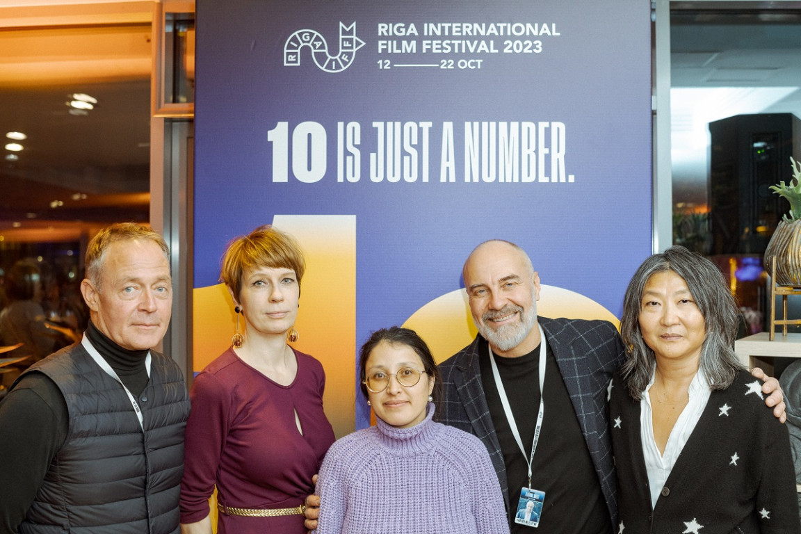 Šarbanū Sadāta (centrā) Riga IFF žūrijā 2023. gadā. Foto: Andrejs Strokins