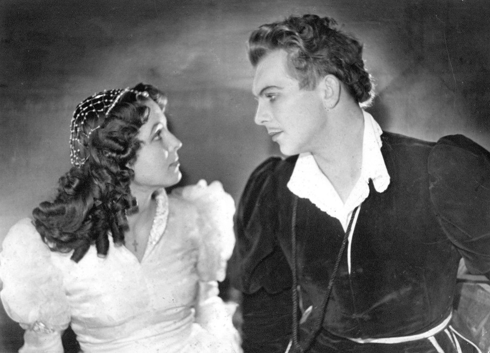 Vija Artmane un Eduards Pāvuls - Džuljeta un Romeo Dailes teātrī (1955)